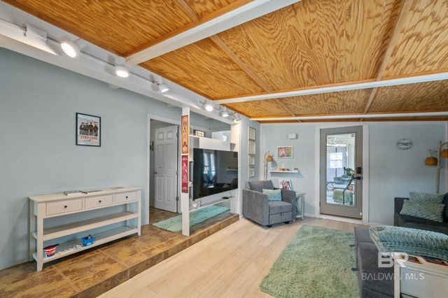 5674 Armadillo Avenue, Orange Beach, AL 36561