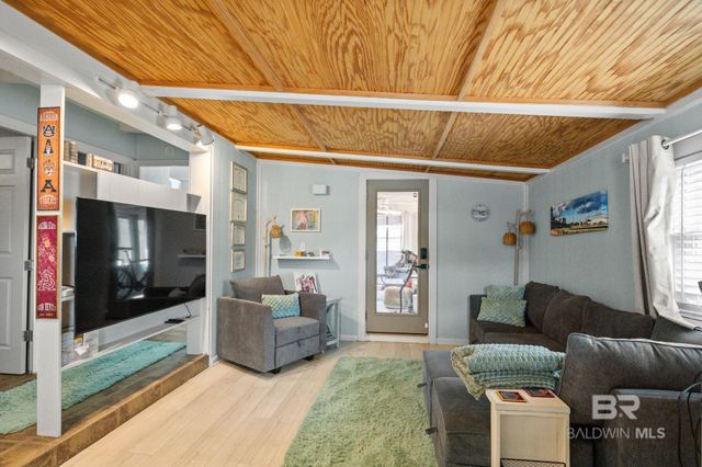 5674 Armadillo Avenue, Orange Beach, AL 36561