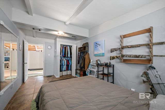 5674 Armadillo Avenue, Orange Beach, AL 36561