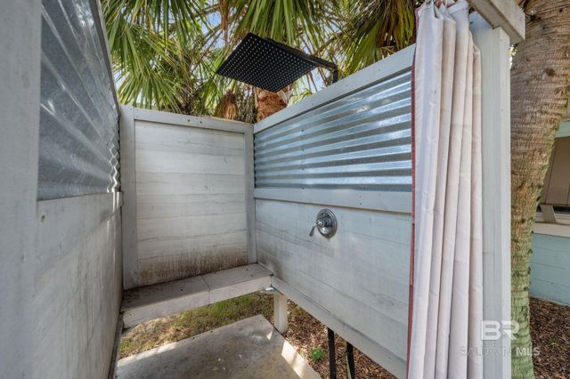 5674 Armadillo Avenue, Orange Beach, AL 36561