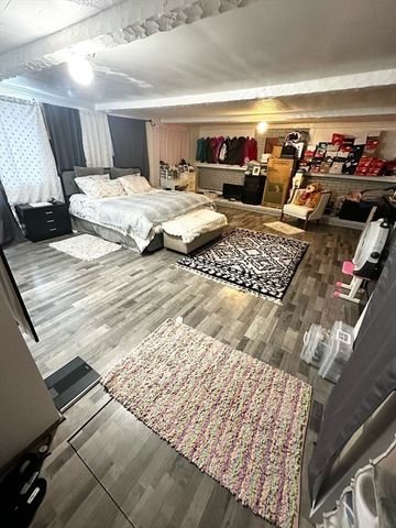 60 Howard St, Leominster, MA 01453