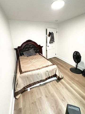 60 Howard St, Leominster, MA 01453