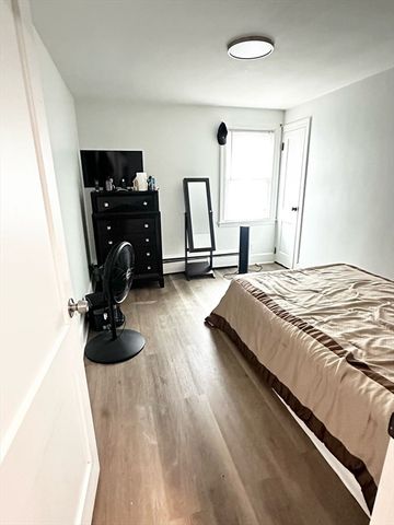 60 Howard St, Leominster, MA 01453