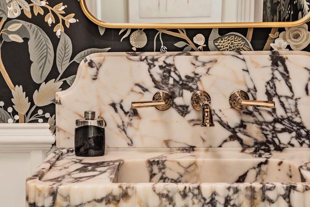 2870 COBBLESTONE DRIVE, Palm Harbor, FL 34684