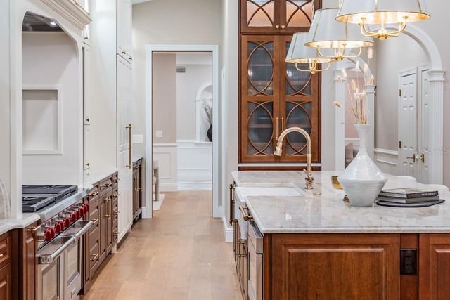 2870 COBBLESTONE DRIVE, Palm Harbor, FL 34684