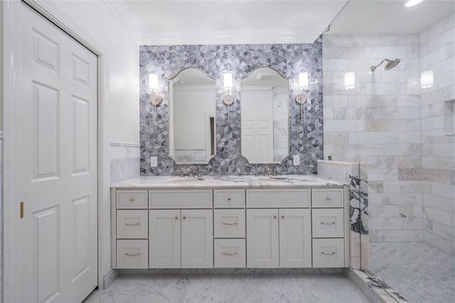 2870 COBBLESTONE DRIVE, Palm Harbor, FL 34684