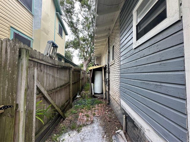 805 S PARK AVENUE, Sanford, FL 32771