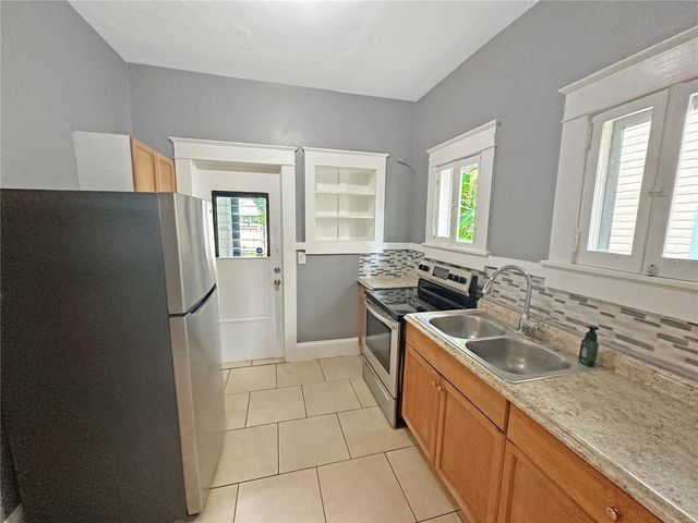 805 S PARK AVENUE, Sanford, FL 32771