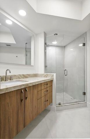 1700 S Ocean 15c, Lauderdale By The Sea, FL 33062
