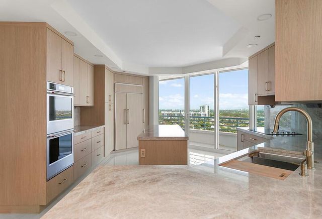1700 S Ocean 15c, Lauderdale By The Sea, FL 33062