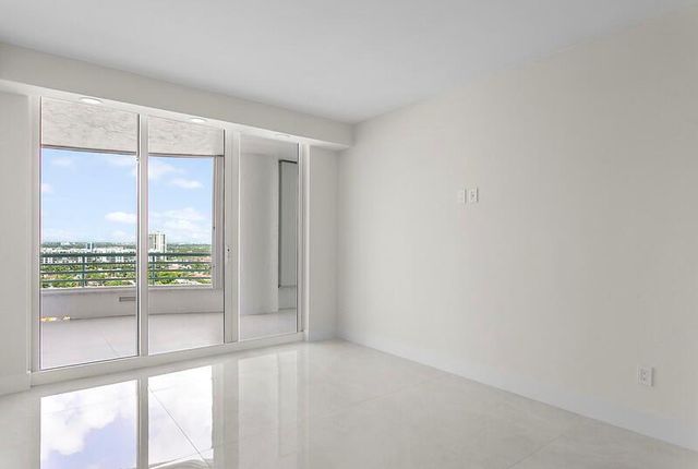 1700 S Ocean 15c, Lauderdale By The Sea, FL 33062