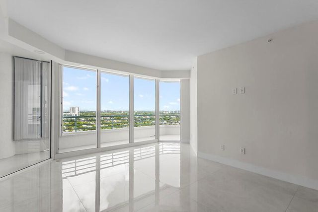 1700 S Ocean 15c, Lauderdale By The Sea, FL 33062