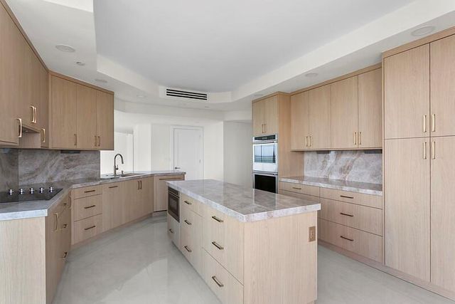 1700 S Ocean 15c, Lauderdale By The Sea, FL 33062
