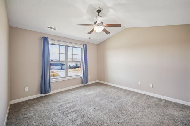 1011 NW Abbie Drive, Ankeny, IA 50023