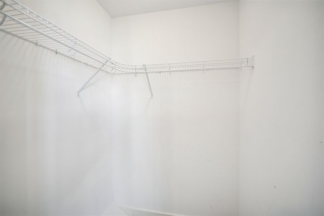 1011 NW Abbie Drive, Ankeny, IA 50023