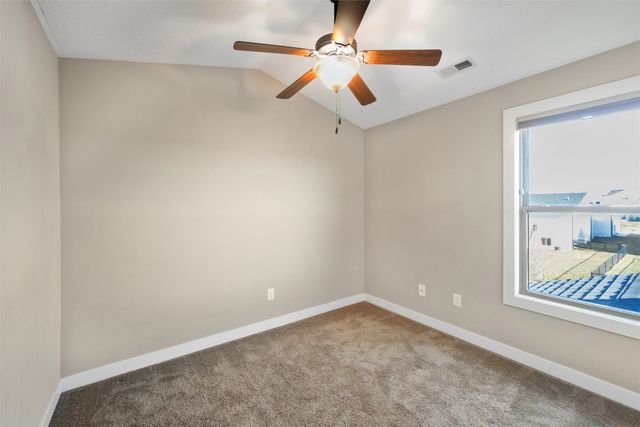 1011 NW Abbie Drive, Ankeny, IA 50023