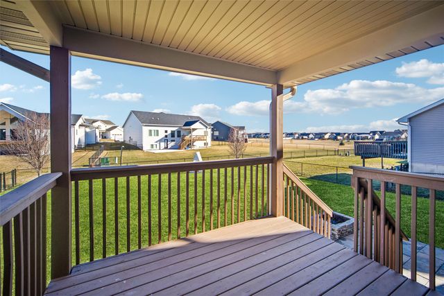 1011 NW Abbie Drive, Ankeny, IA 50023