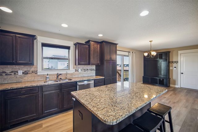 1011 NW Abbie Drive, Ankeny, IA 50023