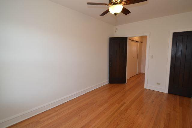 4303 N FRANCISCO Avenue 3, Chicago, IL 60618