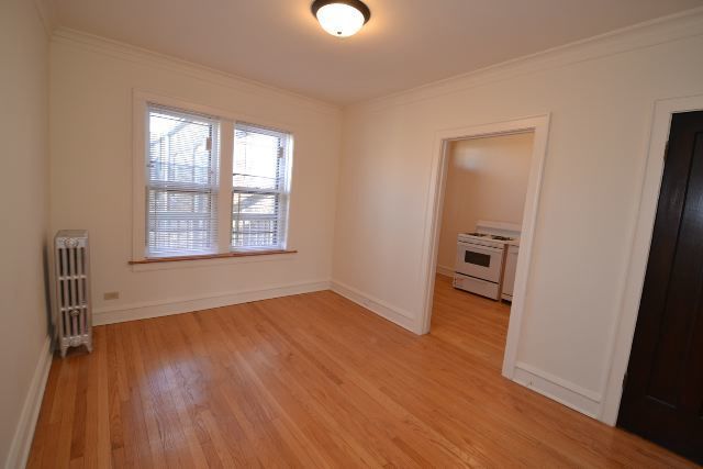 4303 N FRANCISCO Avenue 3, Chicago, IL 60618