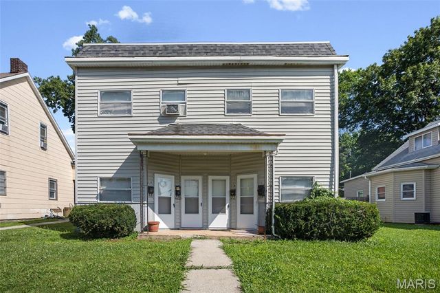 217 S 16th Street, Belleville, IL 62220