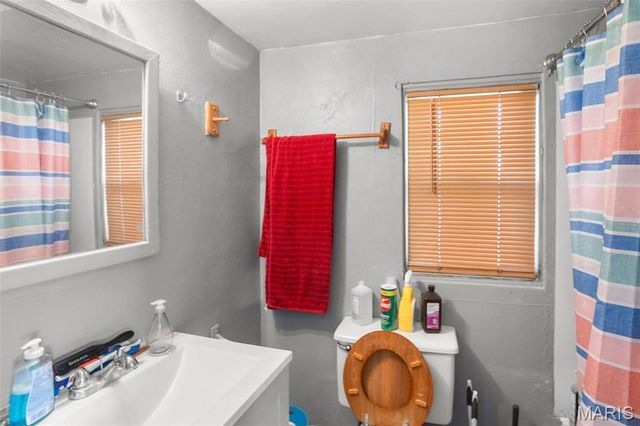 217 S 16th Street, Belleville, IL 62220