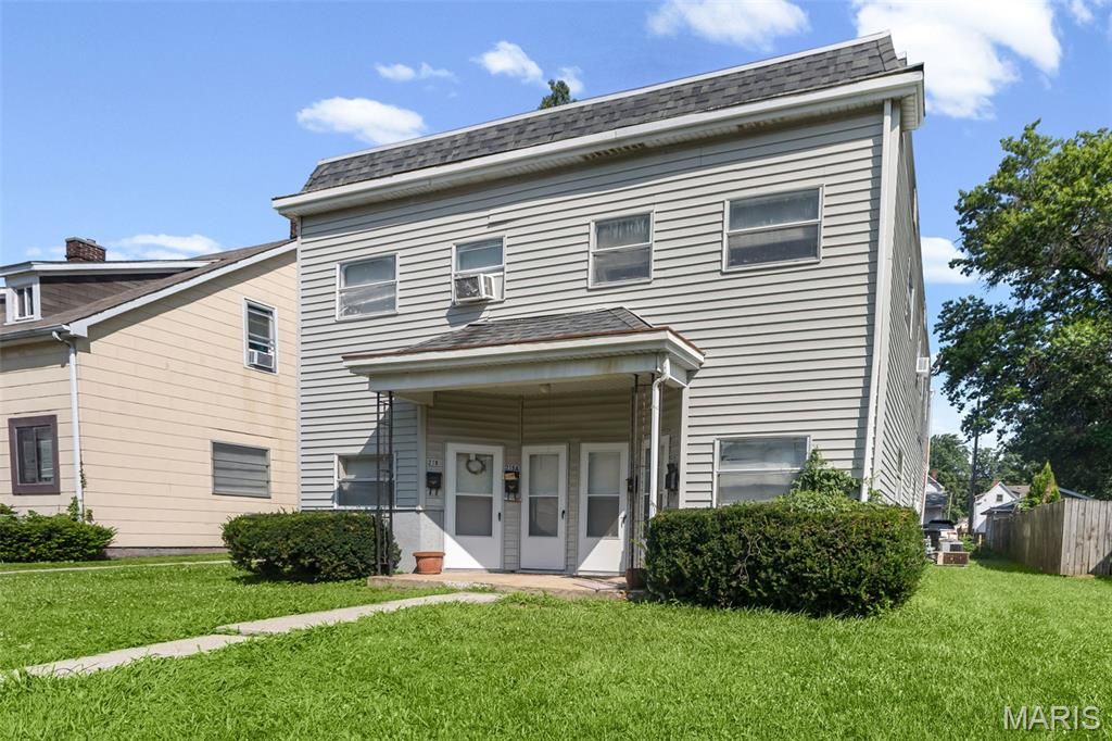 217 S 16th Street, Belleville, IL 62220