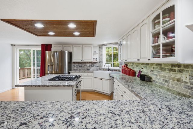 343 High Ridge Terrace, Grants Pass, OR 97526