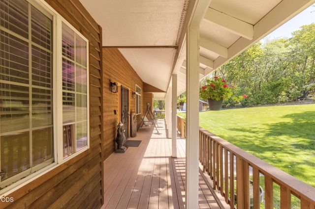 343 High Ridge Terrace, Grants Pass, OR 97526