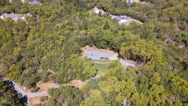 343 High Ridge Terrace, Grants Pass, OR 97526