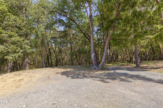 343 High Ridge Terrace, Grants Pass, OR 97526