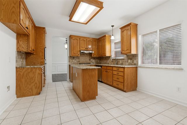 304 Elizabeth Trail, Murphy, TX 75094