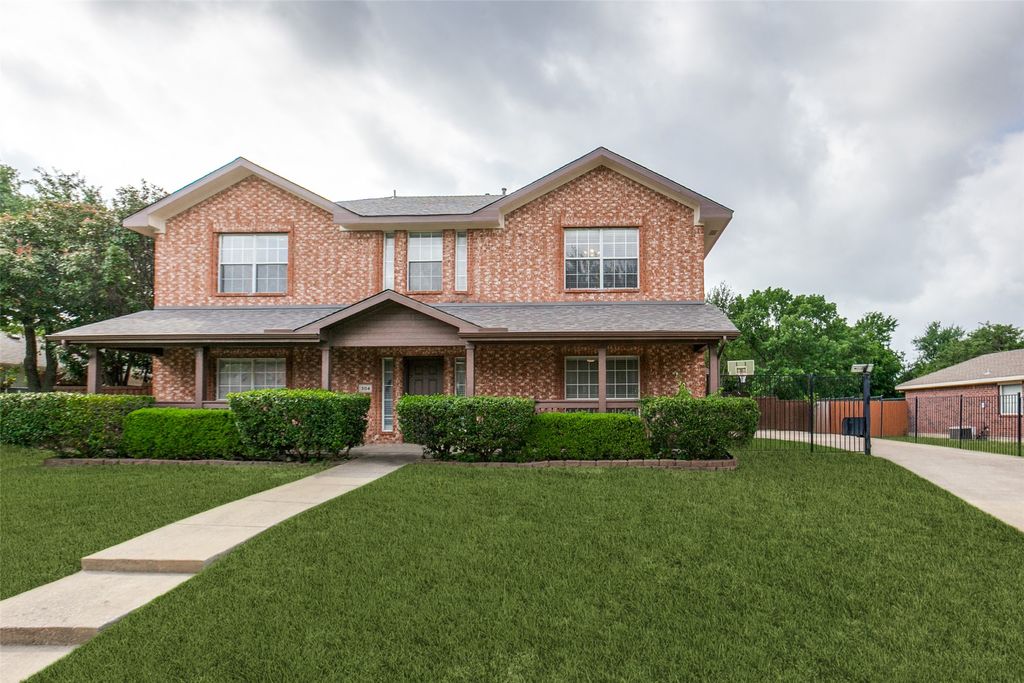 304 Elizabeth Trail, Murphy, TX 75094