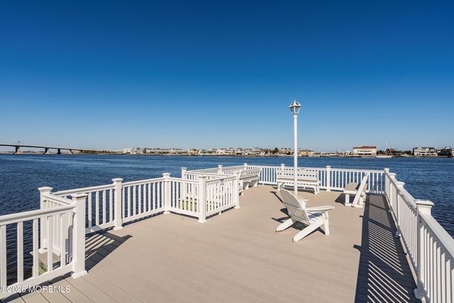 200 Portland Road E20, Highlands, NJ 07732