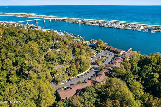 200 Portland Road E20, Highlands, NJ 07732