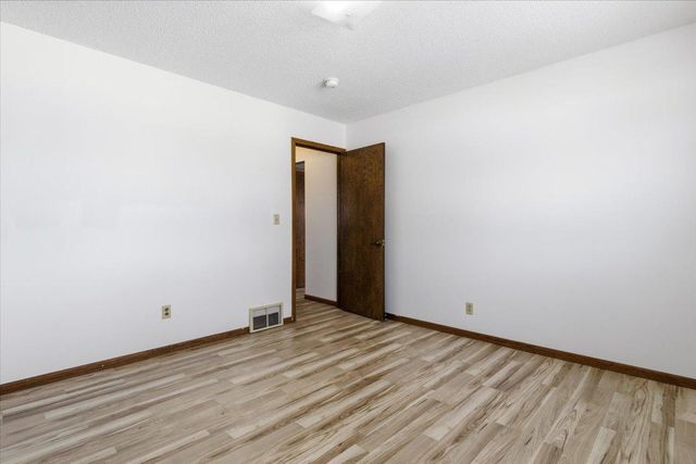 3575 Vermillion Street, Hastings, MN 55033