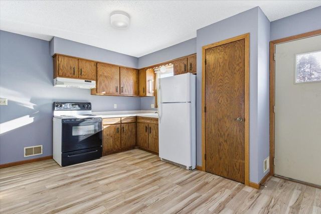 3575 Vermillion Street, Hastings, MN 55033