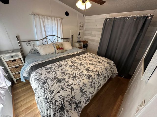 134 Cardinal Avenue, New London, NC 28127