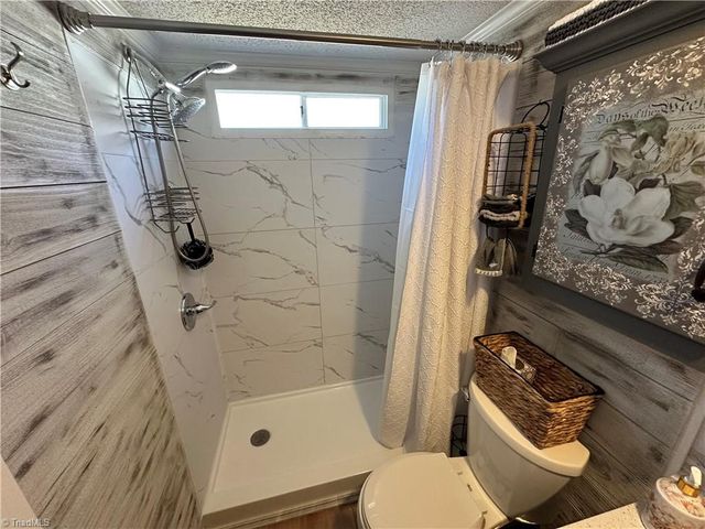 134 Cardinal Avenue, New London, NC 28127