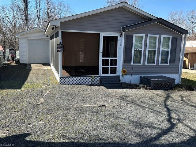 134 Cardinal Avenue, New London, NC 28127