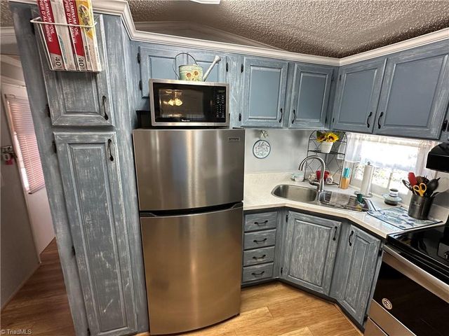 134 Cardinal Avenue, New London, NC 28127