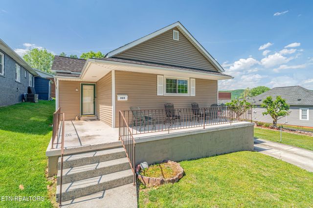 905 Cumberland St, Harriman, TN 37748
