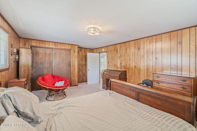 905 Cumberland St, Harriman, TN 37748