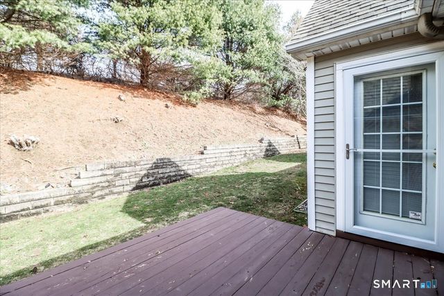 87 Haley Lane 87, Newtown, CT 06482