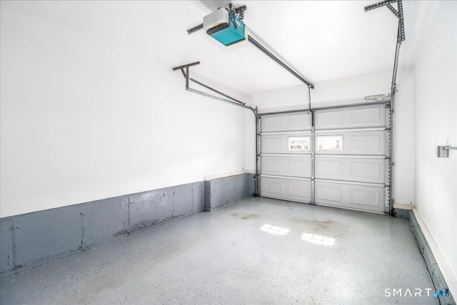 87 Haley Lane 87, Newtown, CT 06482