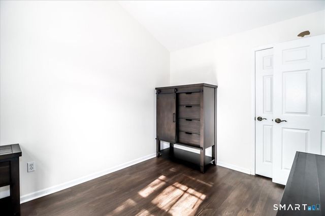 87 Haley Lane 87, Newtown, CT 06482