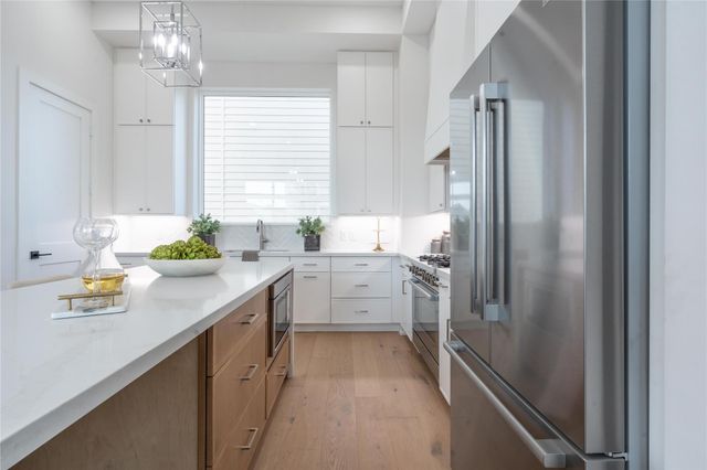 1602 Janak Garden Lane, Houston, TX 77055