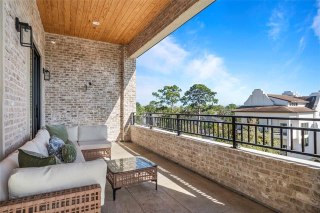 1602 Janak Garden Lane, Houston, TX 77055