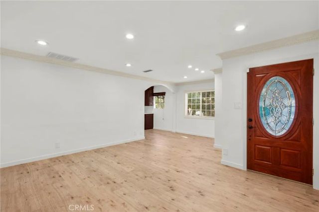 18621 Bryant, Northridge, CA 91324