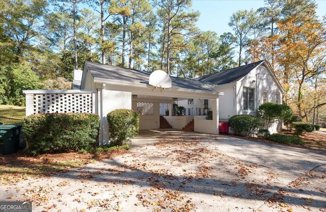 2783 S Hillandale Circle, Macon, GA 31204